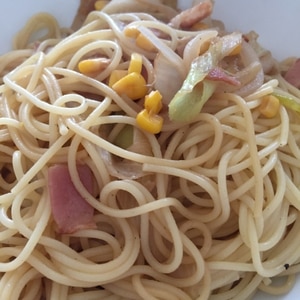 少しの麺でも、お腹いっぱいきのこスパゲッティー♪